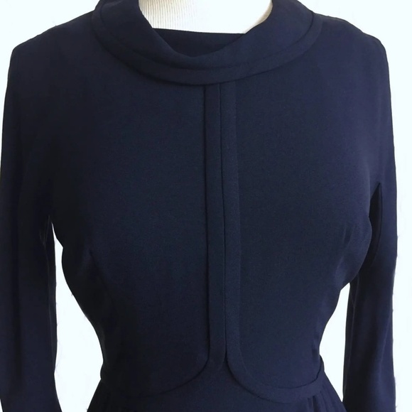 Vintage 1960s Crepe Office Dress by Ben Barrack New York - Picture 3 of 7